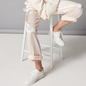 Fitflop: Rally White Leather Classic Sneaker (size 8.5)